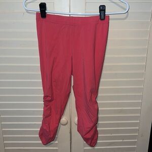 Southern style size 14 girls Capri length ruched leggings